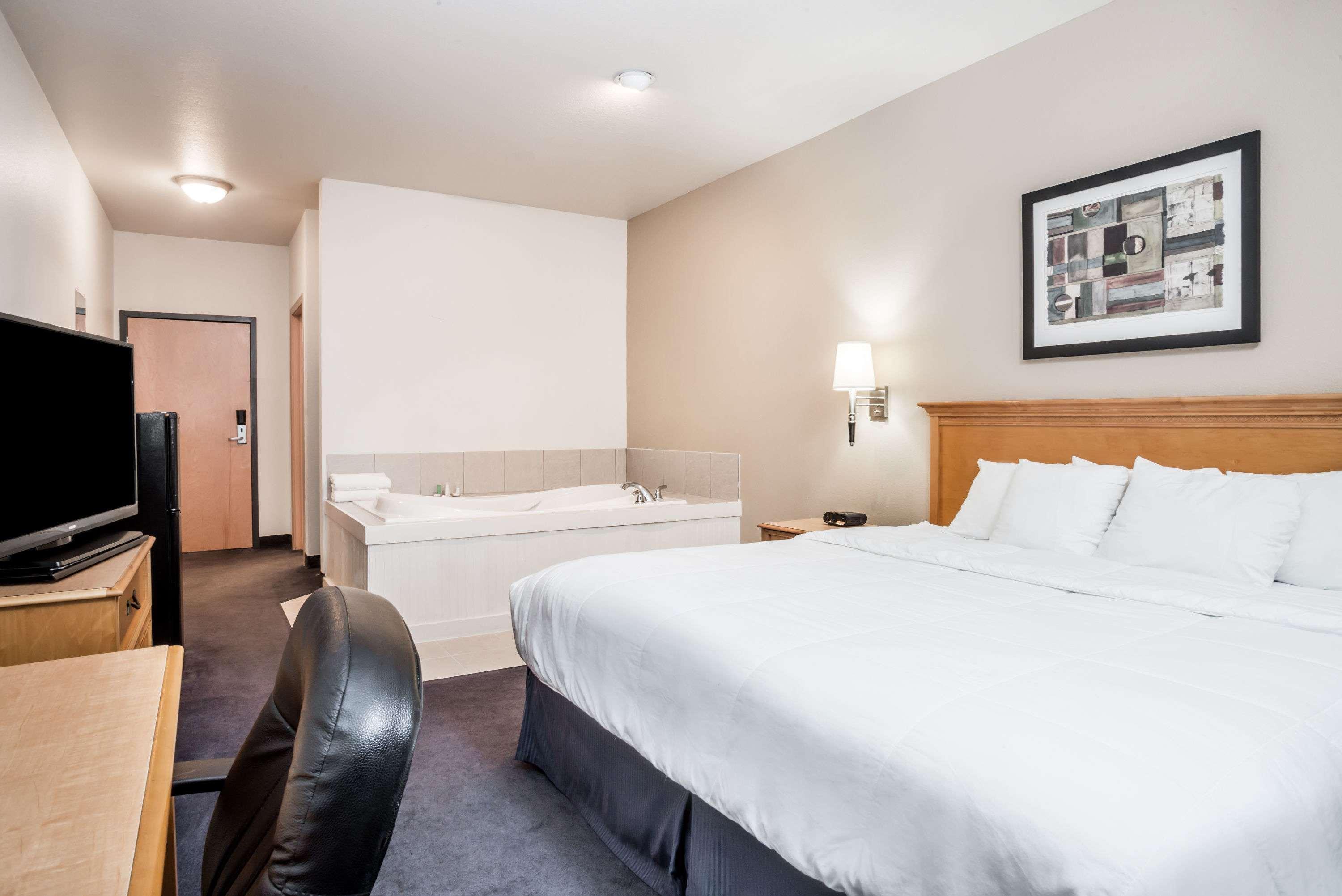 Baymont By Wyndham Northeast