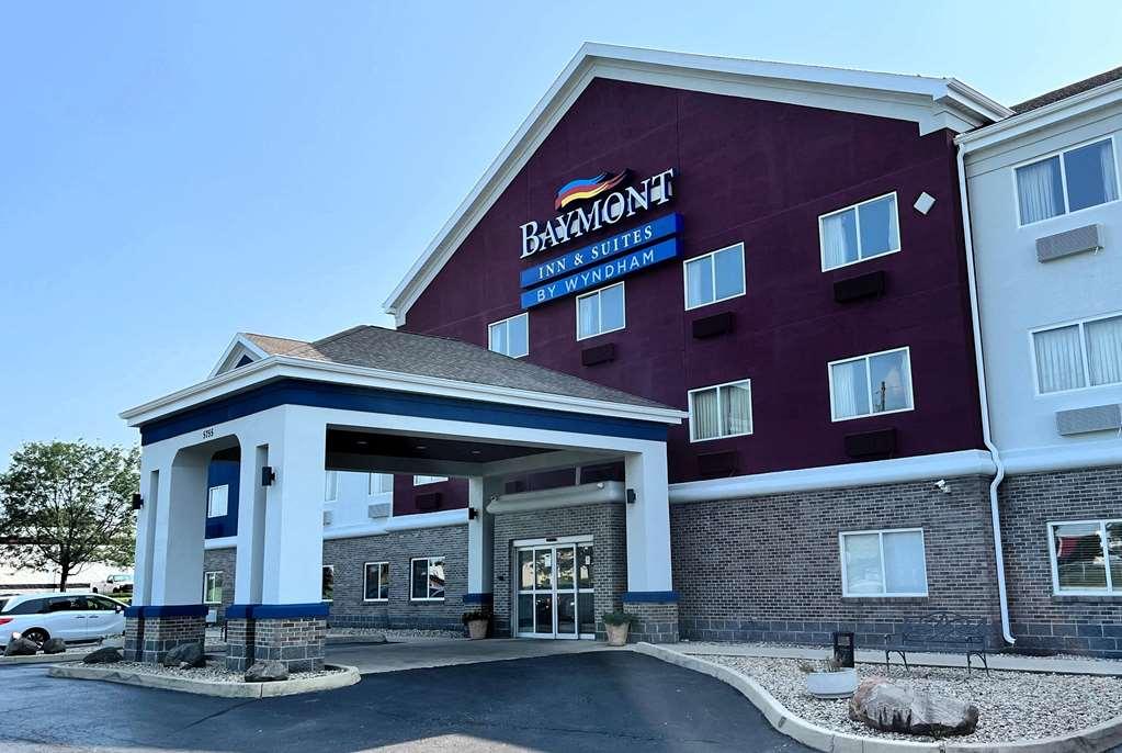 Baymont By Wyndham Northeast Hotel