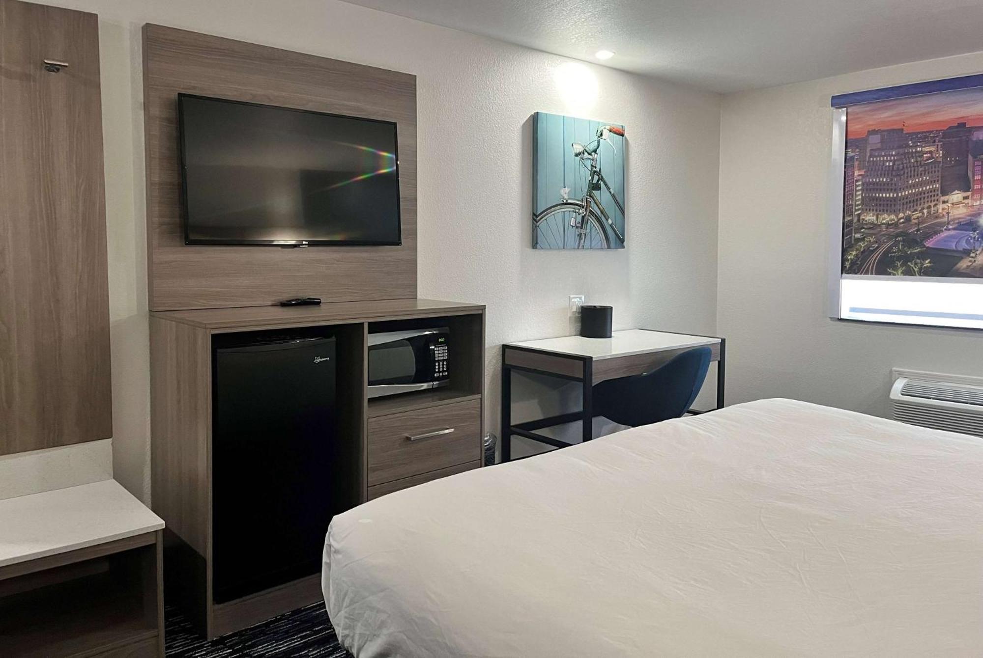 Hotel Baymont By Wyndham Northeast 2*