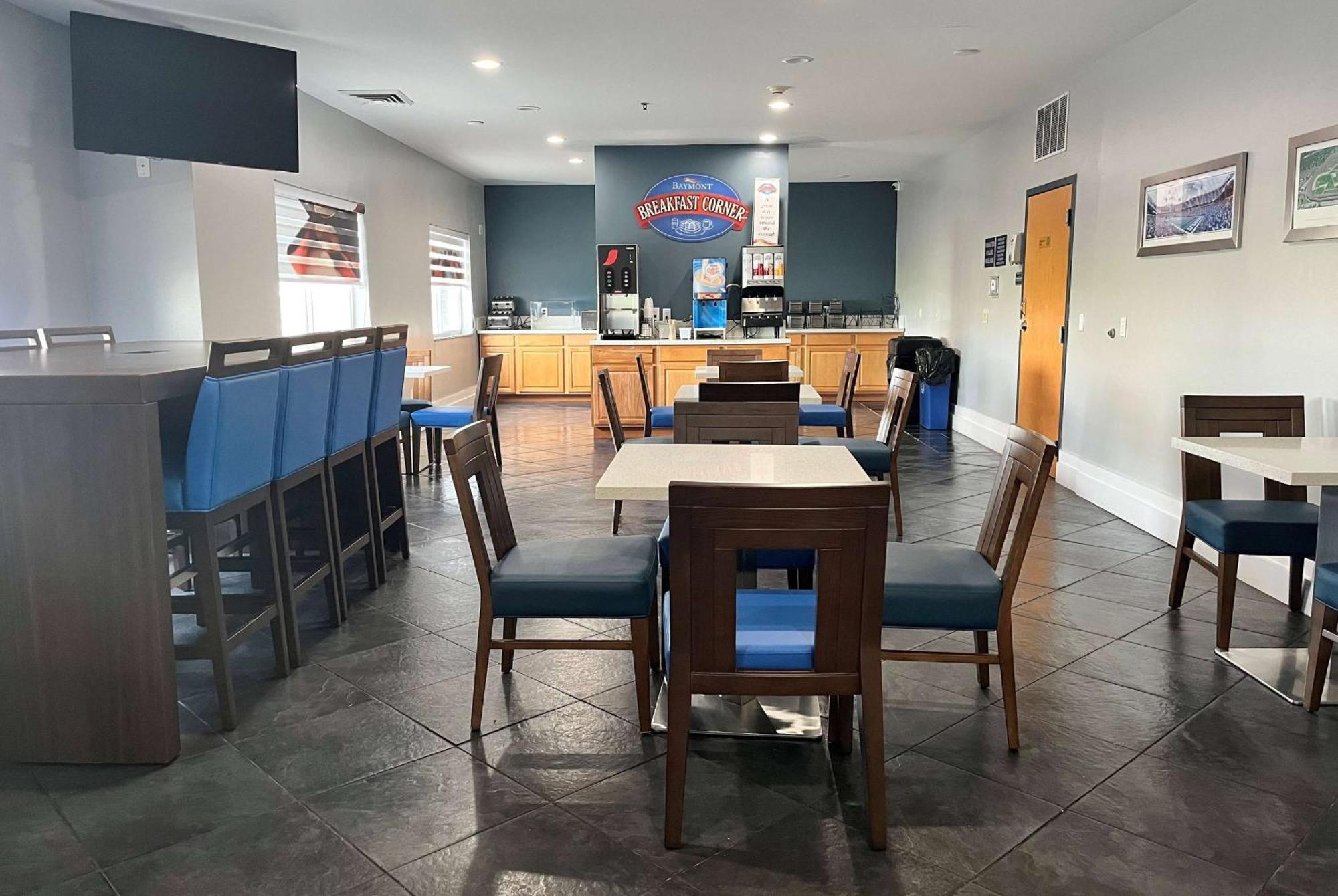 Baymont By Wyndham Northeast Indianapolis