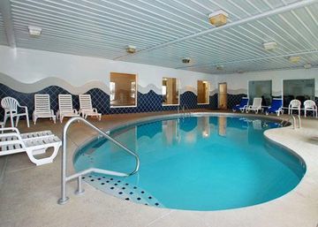 Hotel Baymont By Wyndham Northeast Indianapolis