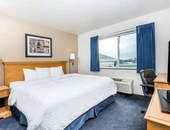 Baymont By Wyndham Northeast Hotel